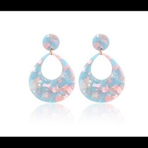 Blue and white acrylic resin teardrop earrings